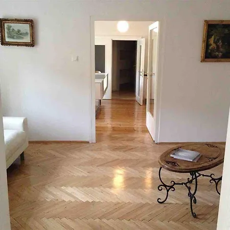 Διαμέρισμα Hans Sachs Gasse 10 *