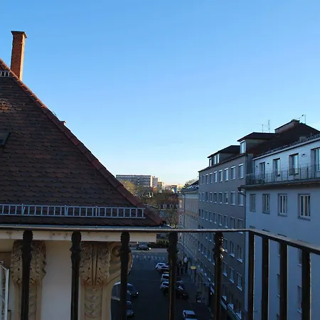 Διαμέρισμα Hans Sachs Gasse 10 *
